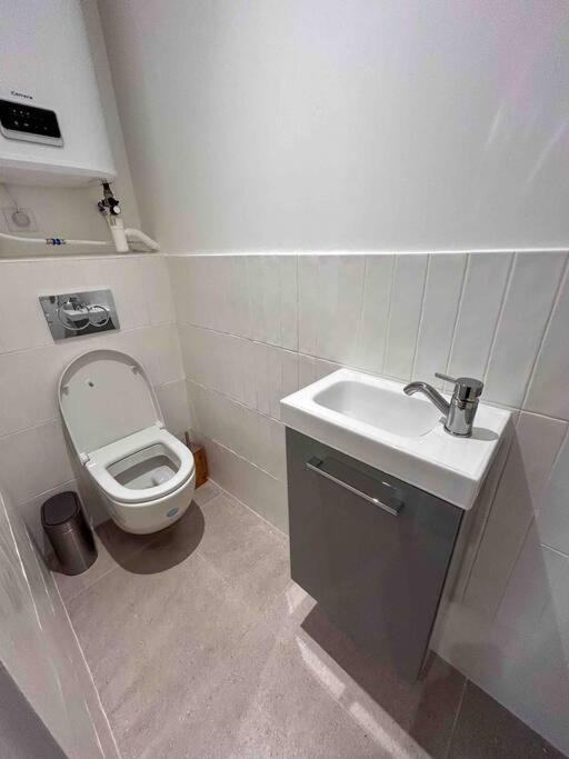 La Vie Est Belle A Montreuil Wi-Fi & Metro 9 Parking Gratuit Apartment Bagian luar foto